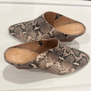 Halogen snakeskin mules size 12 brown like new